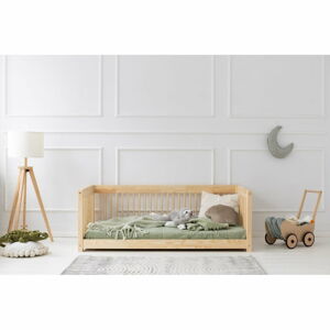 Dětská postel z borovicového dřeva v přírodní barvě 70x140 cm Mila CWW – Adeko